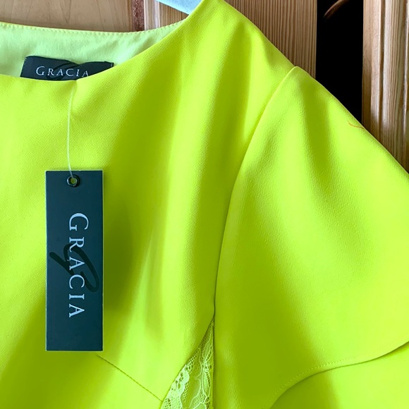 Gracia 💚 Lace Peplum Double Ruffled Sleeve Hem Short Sleeve Top Pleated Layers - Picture 8 of 13